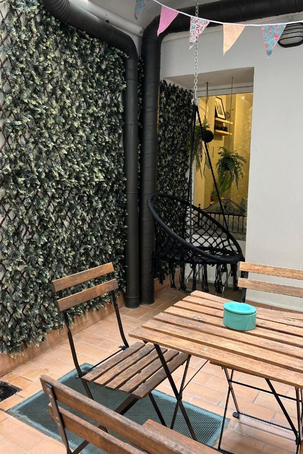 Apartamento Con Encanto Y Terraza En Barri Vell De Girona, El Cul De La Lleona Apartment Ngoại thất bức ảnh